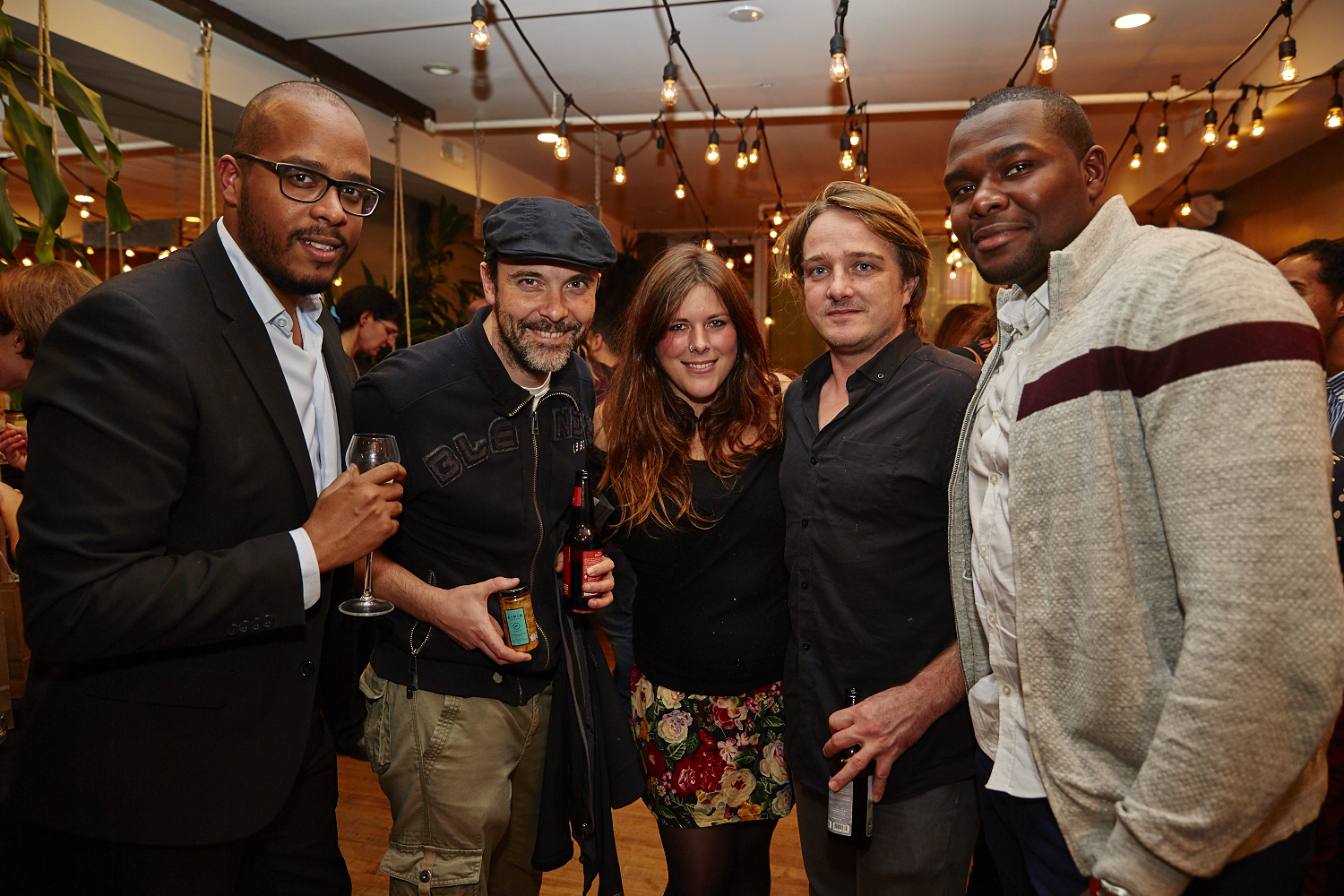 Soirée de lancement épicée et ensoleillée pour la sauce montréalaise KIPIK