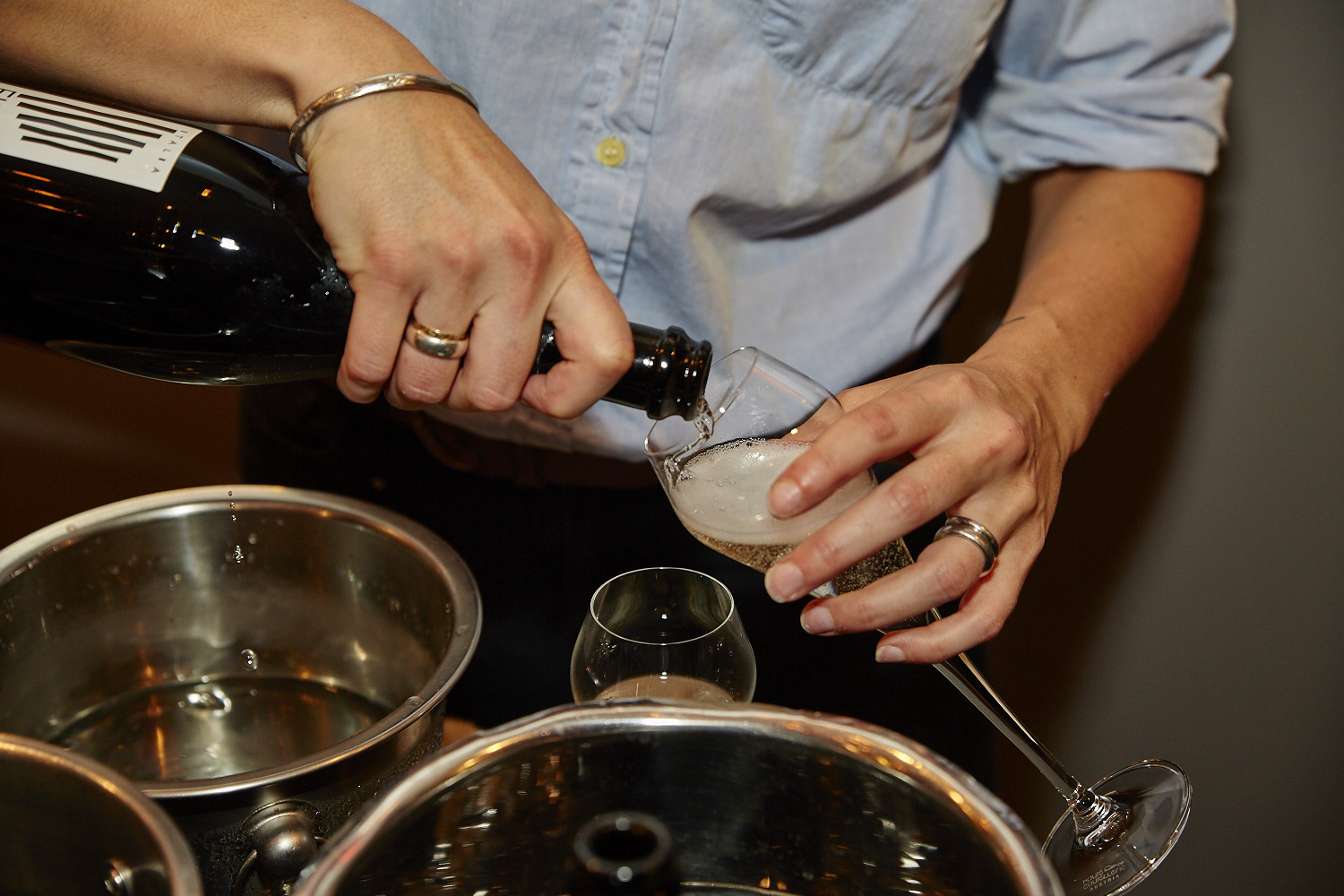 Soirée de lancement épicée et ensoleillée pour la sauce montréalaise KIPIK