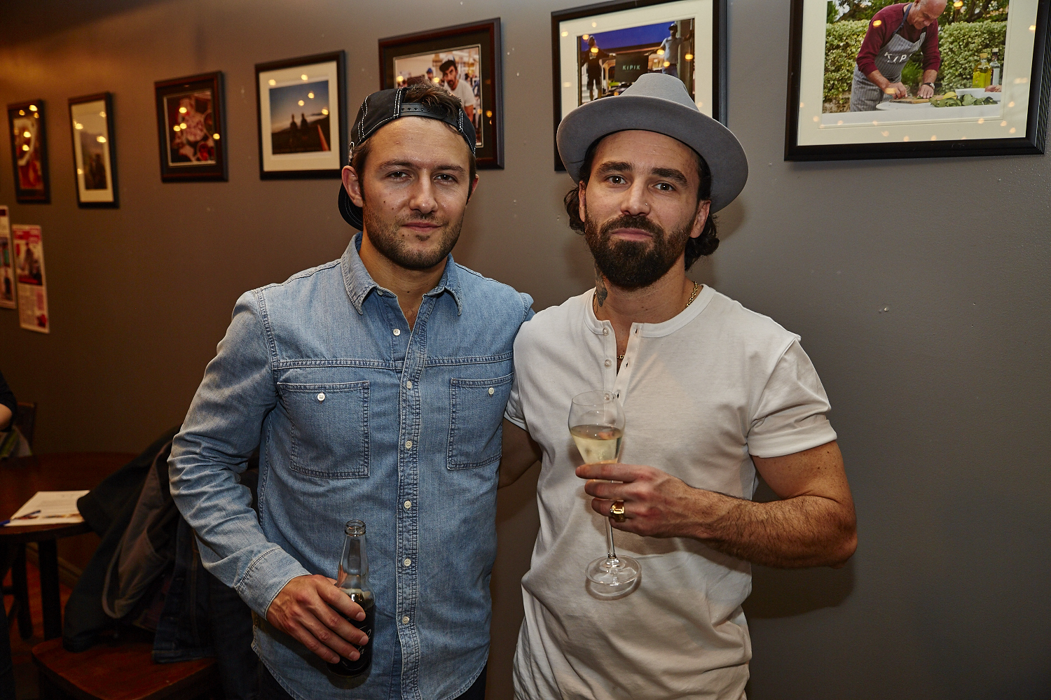 Soirée de lancement épicée et ensoleillée pour la sauce montréalaise KIPIK