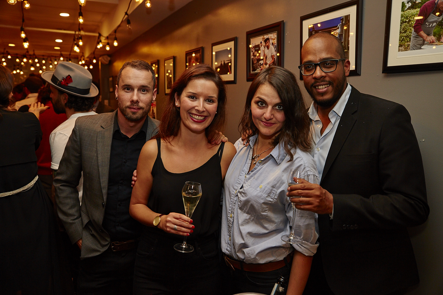 Soirée de lancement épicée et ensoleillée pour la sauce montréalaise KIPIK