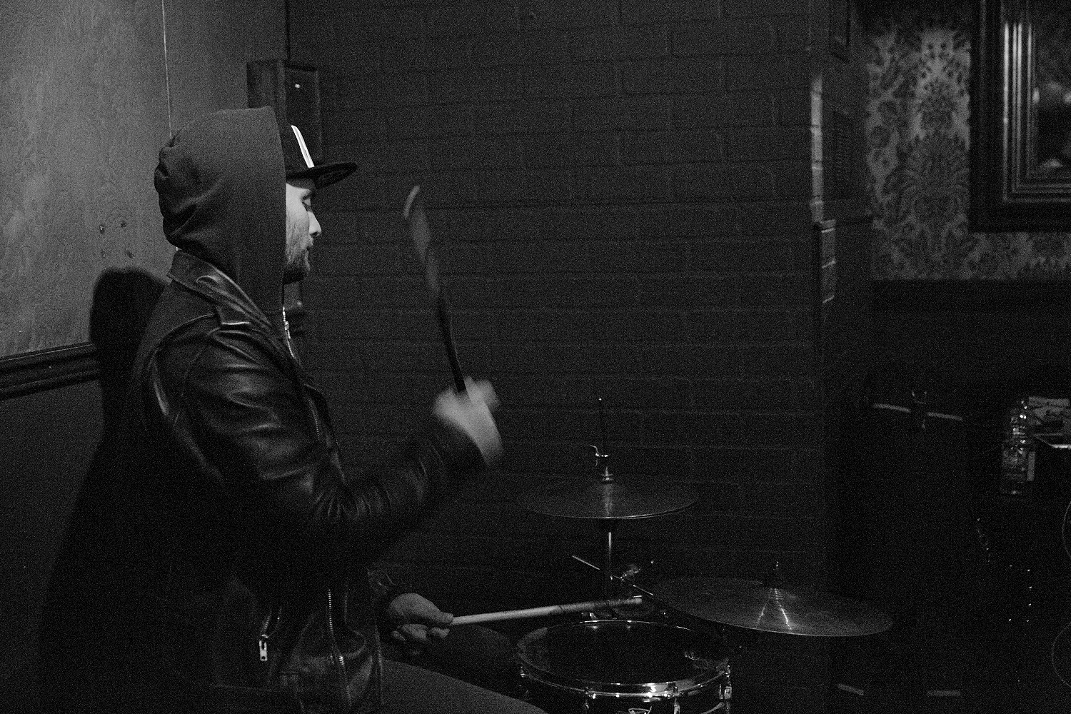 Dernier party très festif pour la fermeture du bar En Cachette