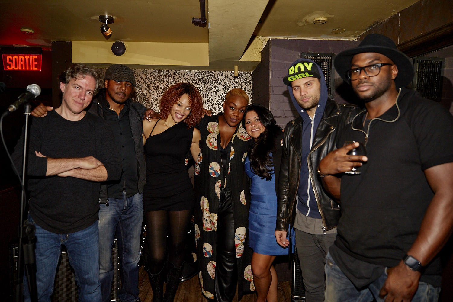 Dernier party très festif pour la fermeture du bar En Cachette