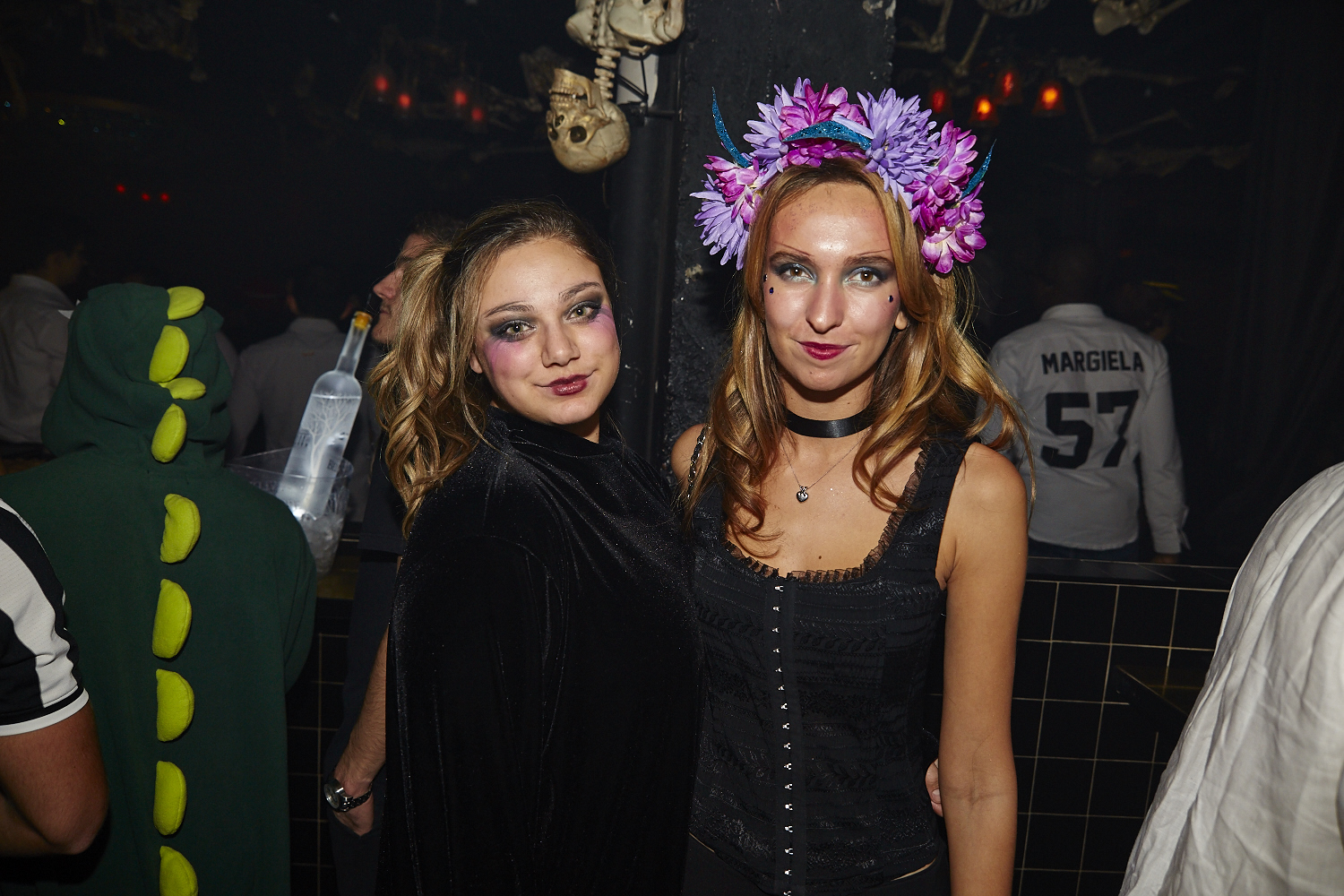 Le party d'Halloween le plus HOT dans le club le plus IN de Montréal