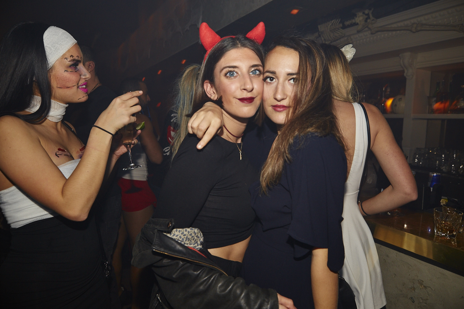 Le party d'Halloween le plus HOT dans le club le plus IN de Montréal