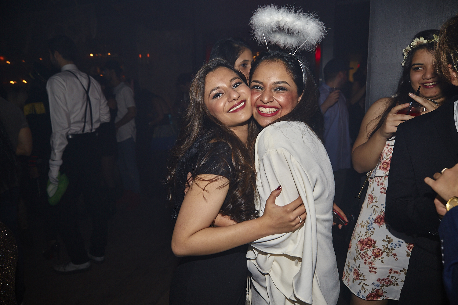 Le party d'Halloween le plus HOT dans le club le plus IN de Montréal