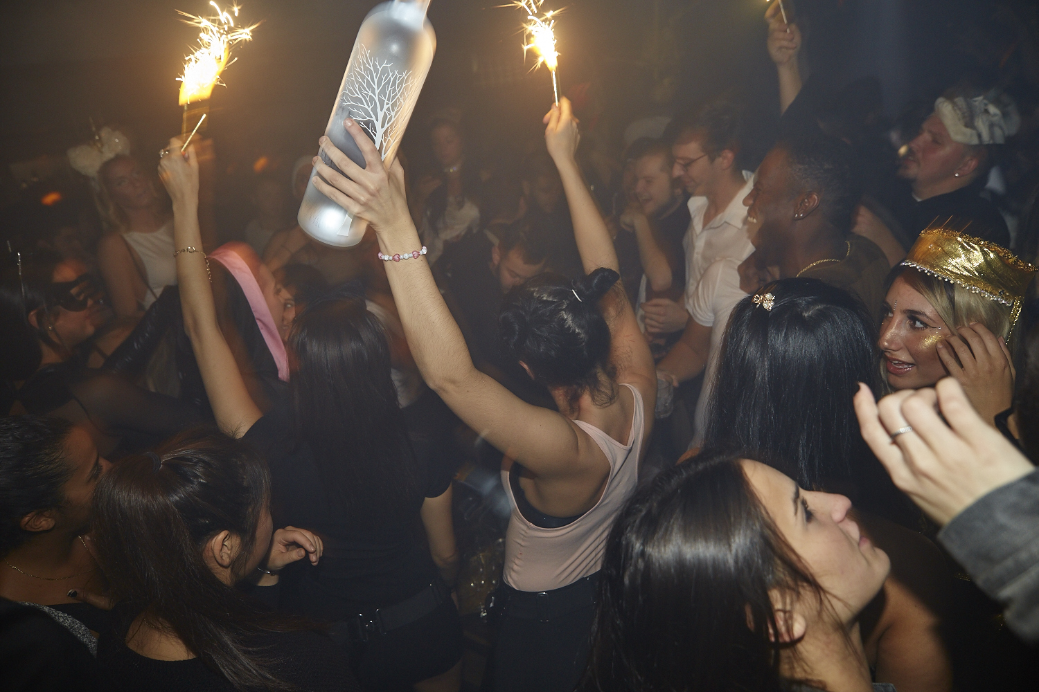 Le party d'Halloween le plus HOT dans le club le plus IN de Montréal