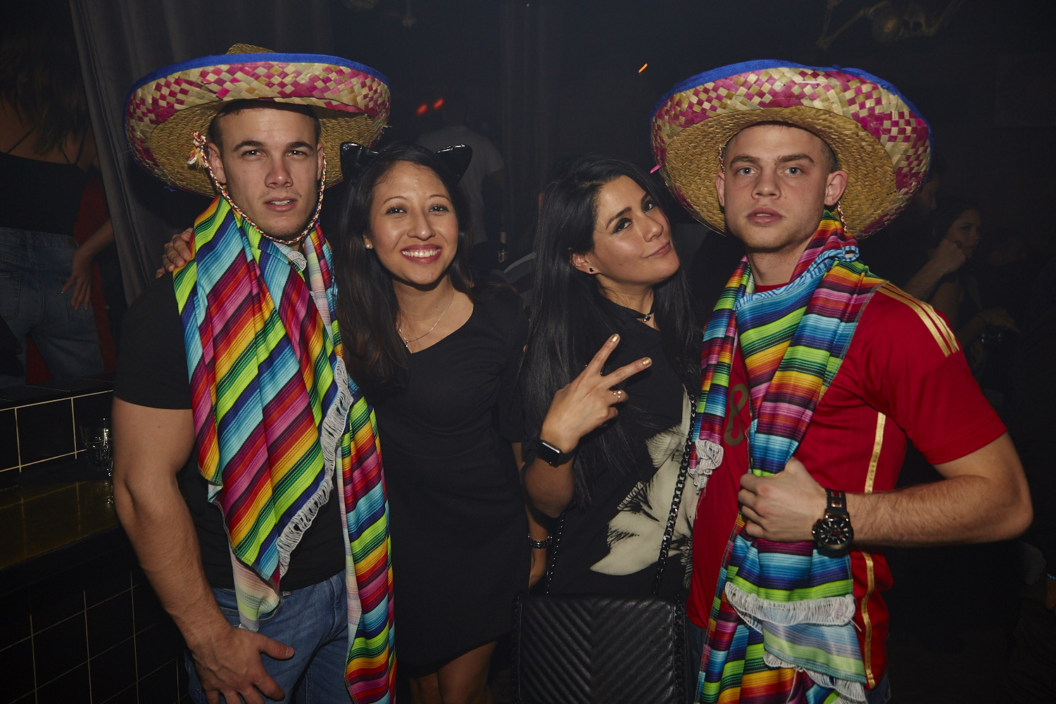 Le party d'Halloween le plus HOT dans le club le plus IN de Montréal