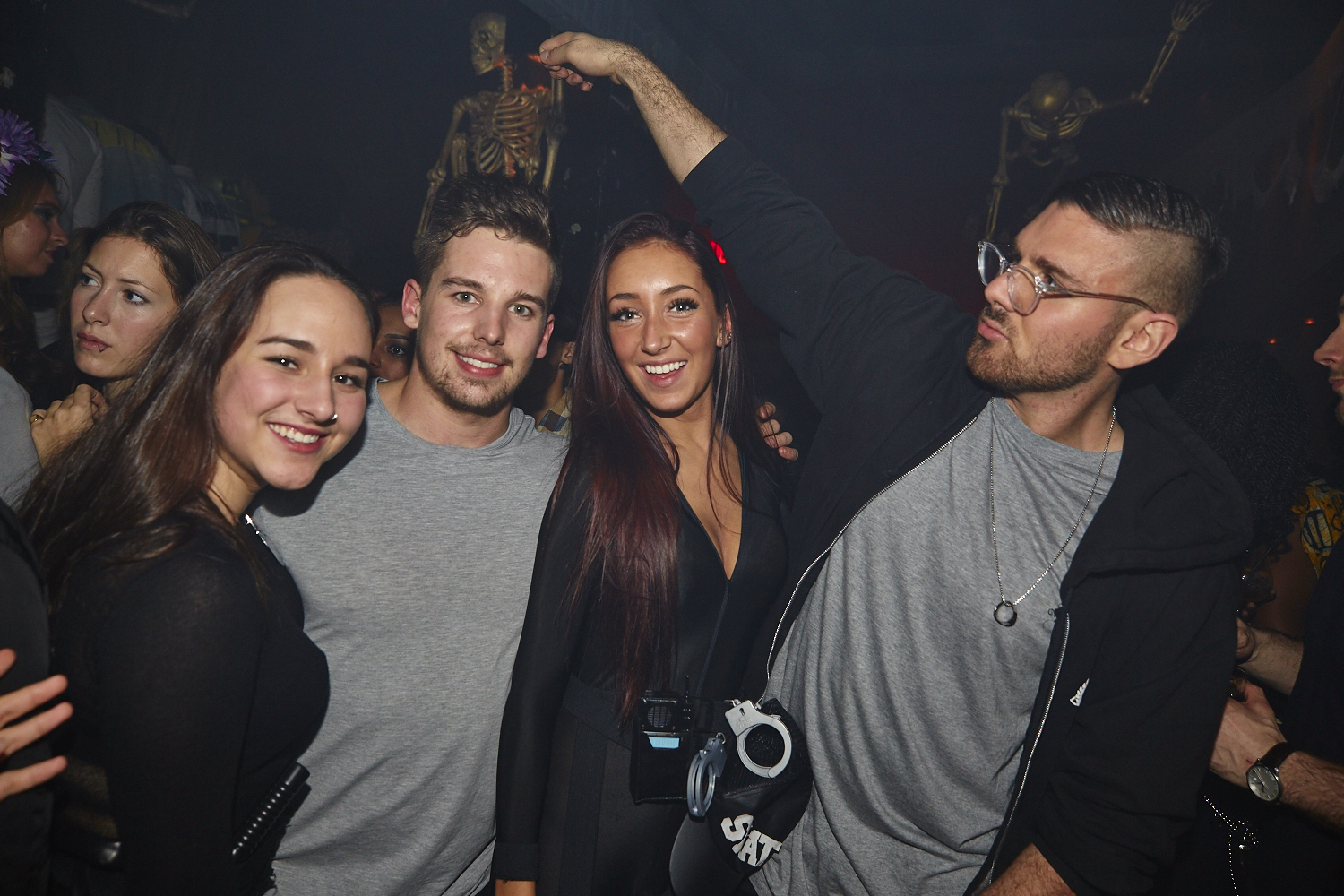 Le party d'Halloween le plus HOT dans le club le plus IN de Montréal