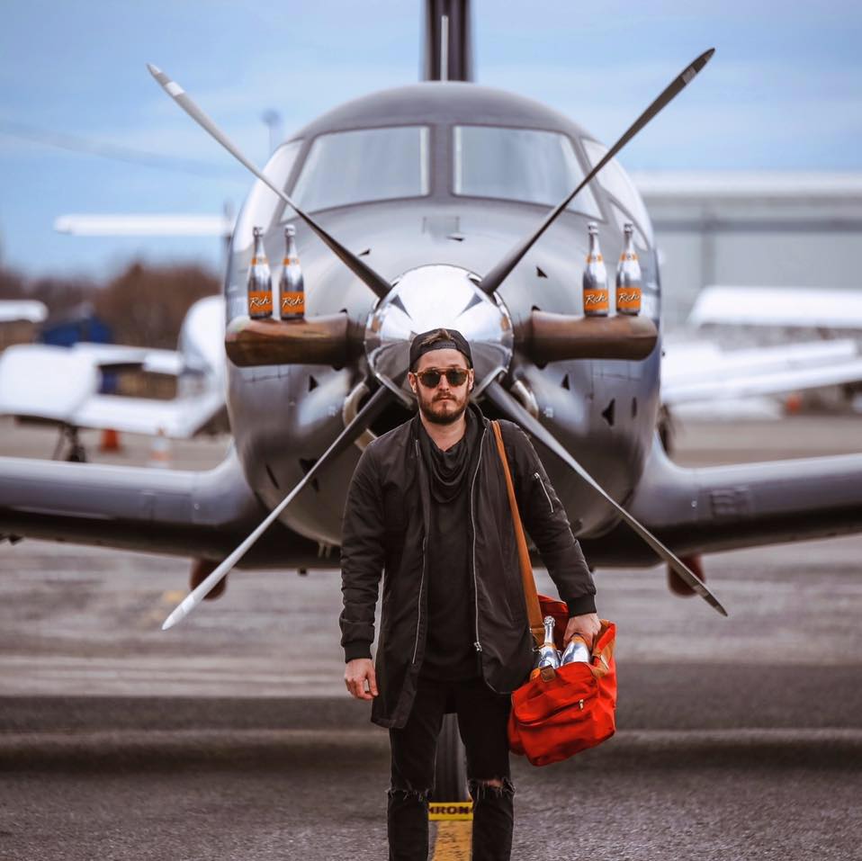 Oli Primeau de Beachclub aura sa propre émission de radio sur les ondes d'Énergie