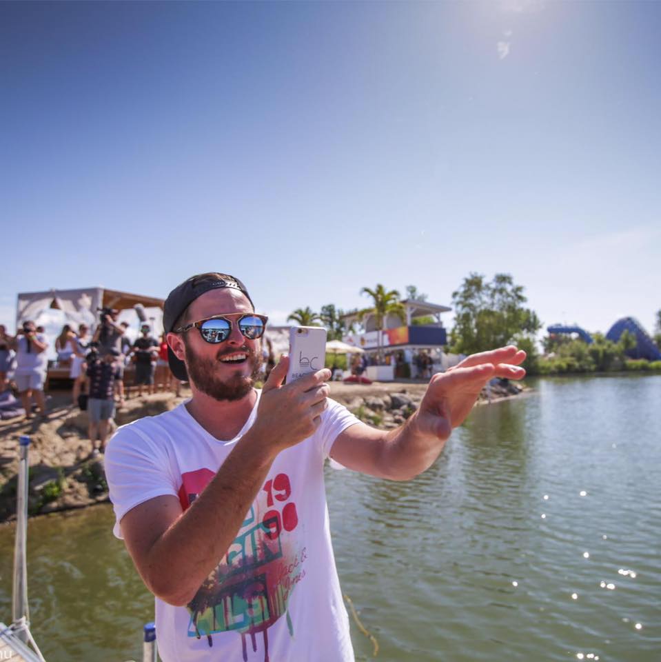 Oli Primeau de Beachclub aura sa propre émission de radio sur les ondes d'Énergie