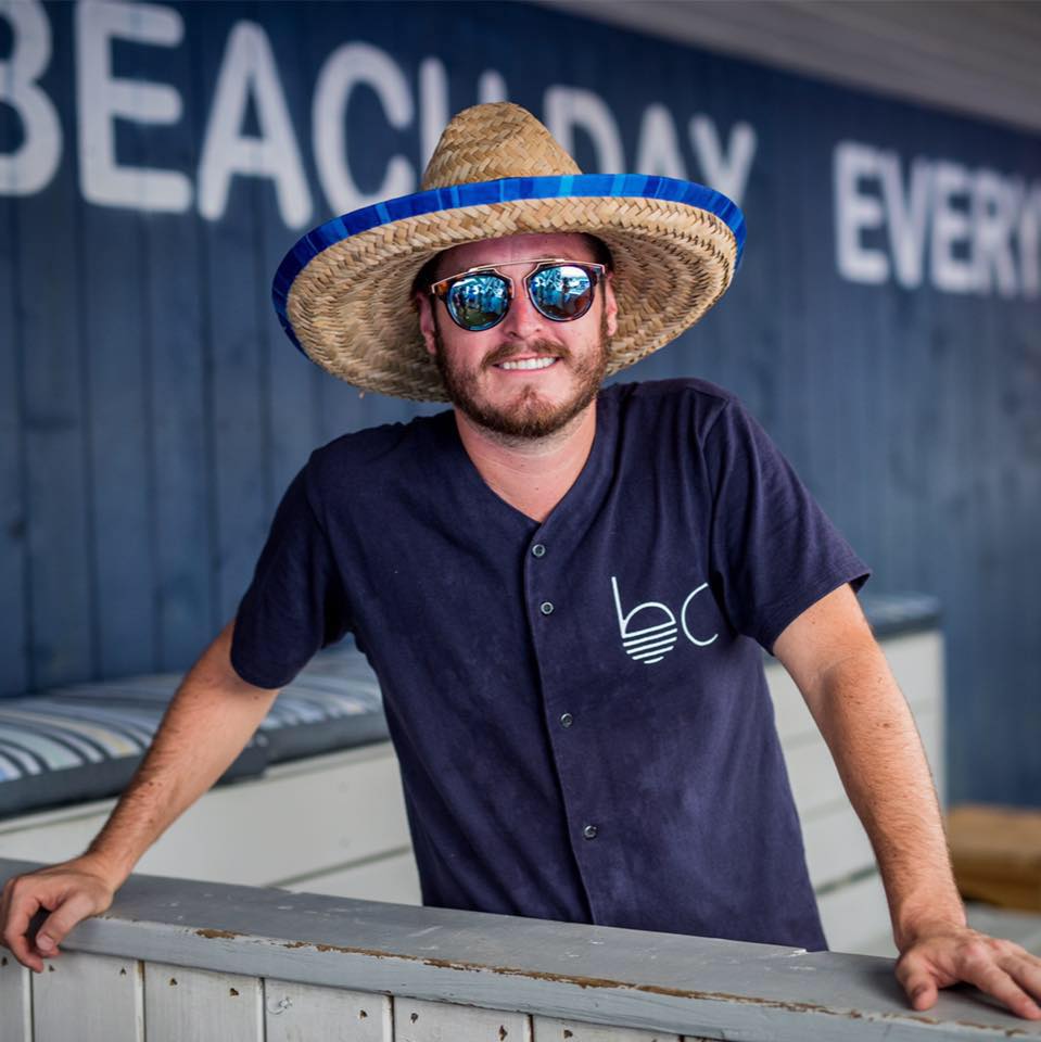 Oli Primeau de Beachclub aura sa propre émission de radio sur les ondes d'Énergie