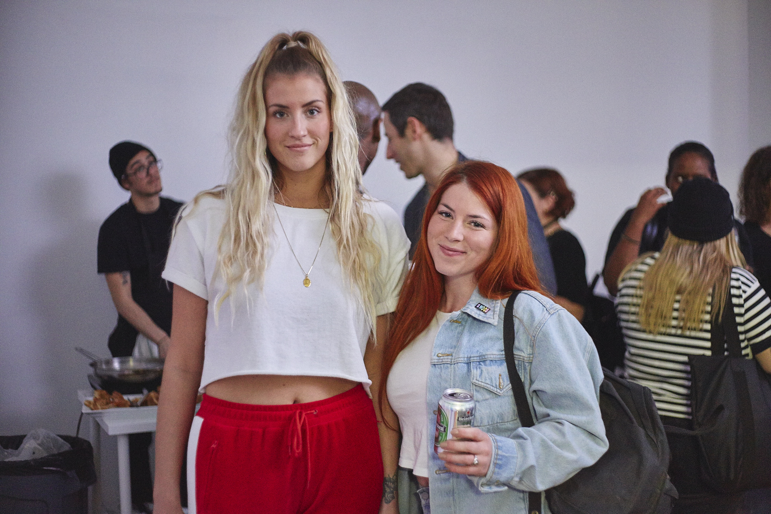 Little Burgundy lance son magazine printemps-été 2017 avec toute une bande de fashionistas