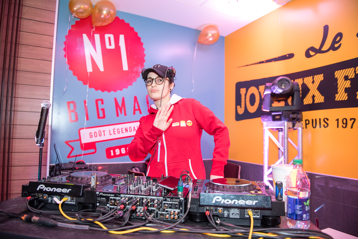 Toutes les photos du party pyjama #DejeunerTouteLaJournee de chez McDonald’s