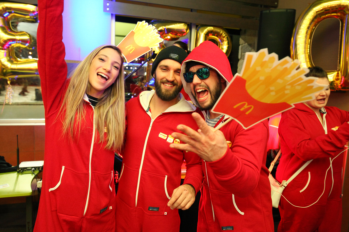 Toutes les photos du party pyjama #DejeunerTouteLaJournee de chez McDonald’s