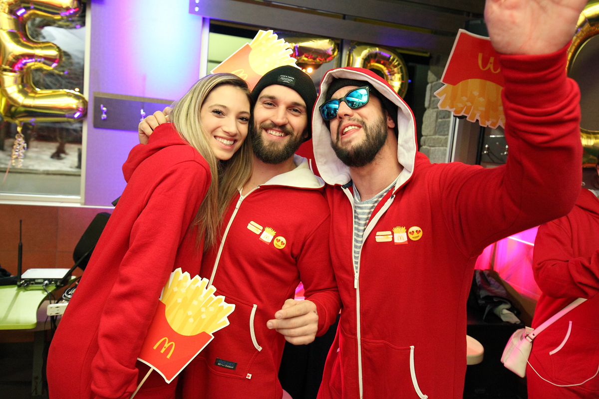 Toutes les photos du party pyjama #DejeunerTouteLaJournee de chez McDonald’s