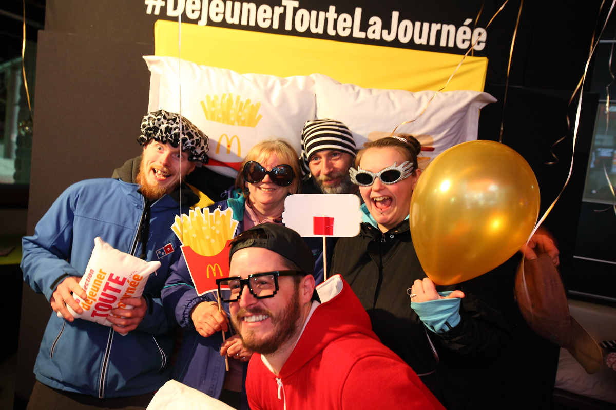 Toutes les photos du party pyjama #DejeunerTouteLaJournee de chez McDonald’s