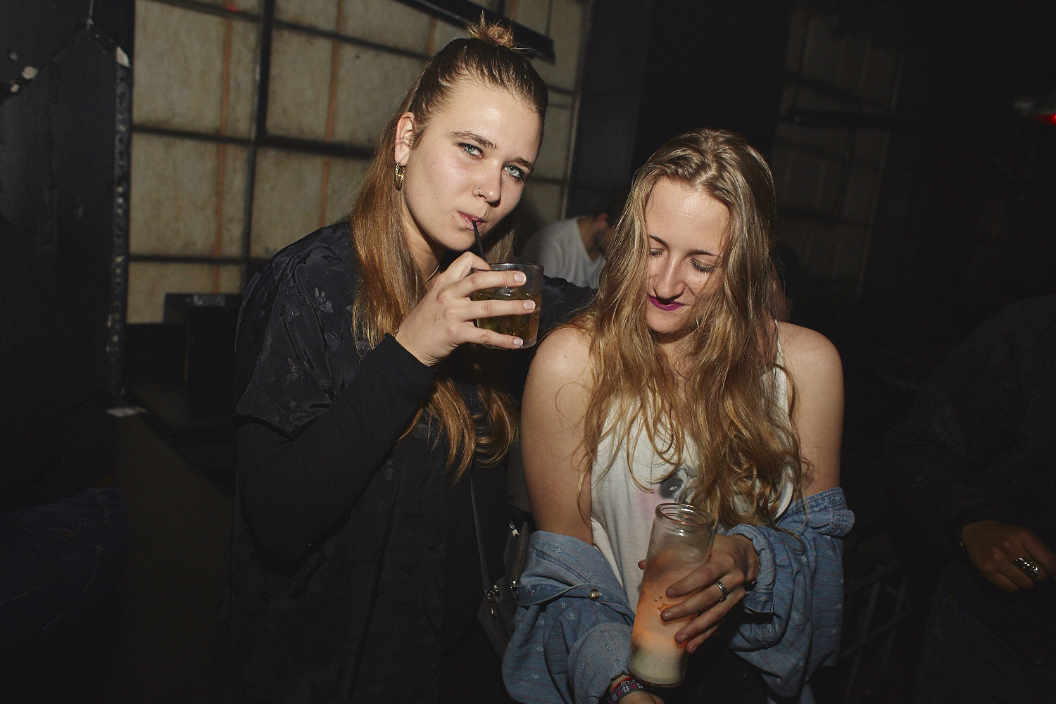 Body shots et beats de fou pour fêter les 2 ans du Newspeak