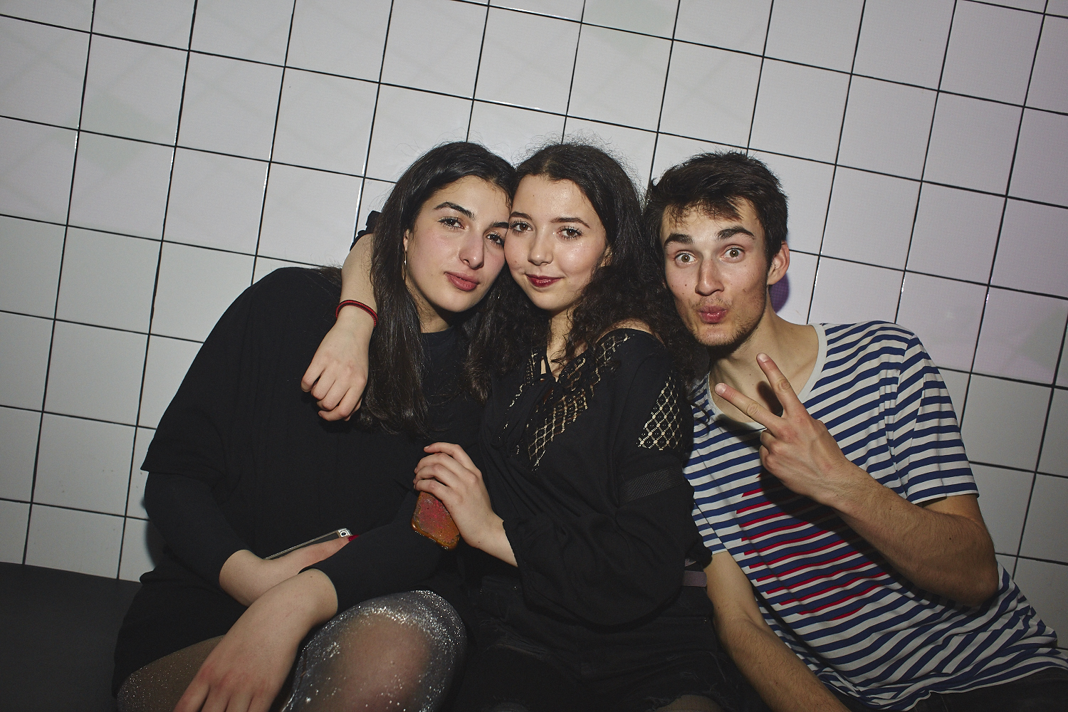 Body shots et beats de fou pour fêter les 2 ans du Newspeak