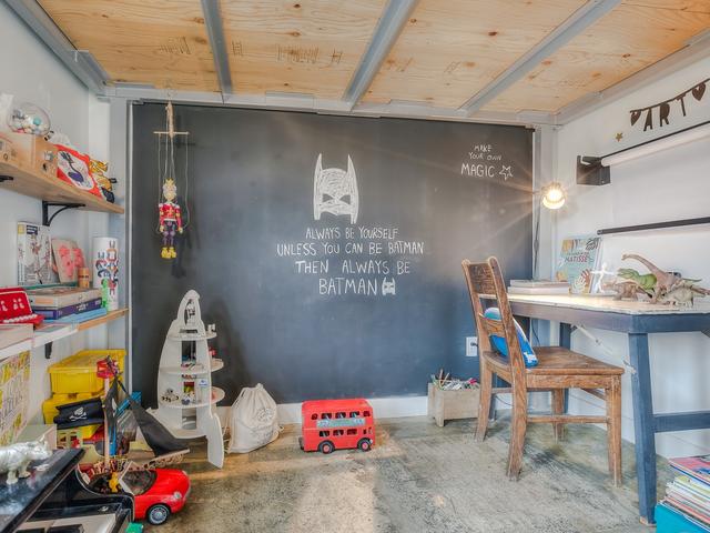 Ce fabuleux condo à vendre dans le Mile-End va te donner envie de vider ton compte en banque