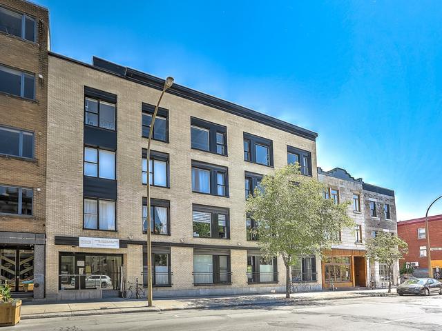 Ce fabuleux condo à vendre dans le Mile-End va te donner envie de vider ton compte en banque