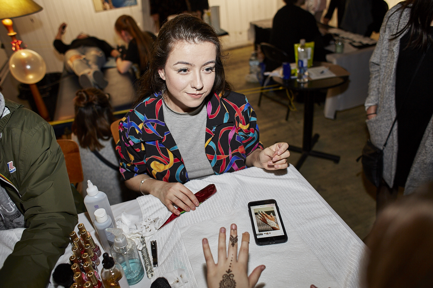 Le sexiness de la femme à l'honneur dans une très nice expo-party au Matahari Loft