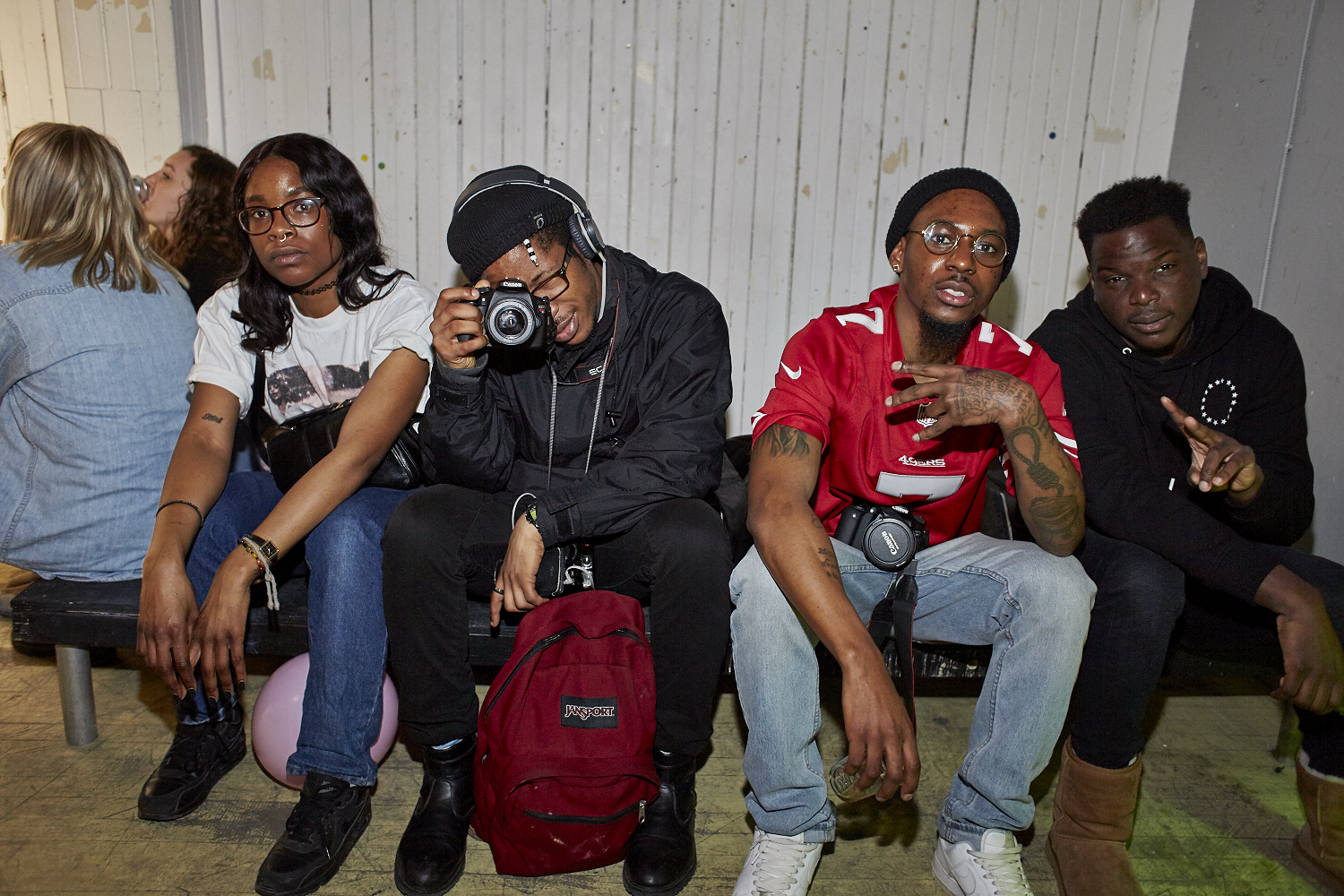 Le sexiness de la femme à l'honneur dans une très nice expo-party au Matahari Loft