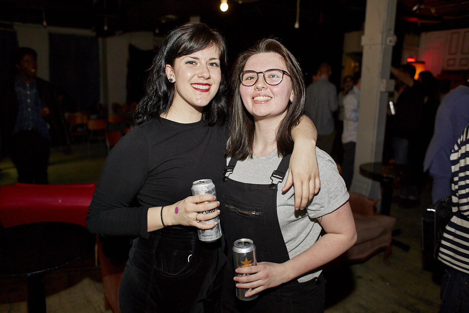 Le sexiness de la femme à l'honneur dans une très nice expo-party au Matahari Loft