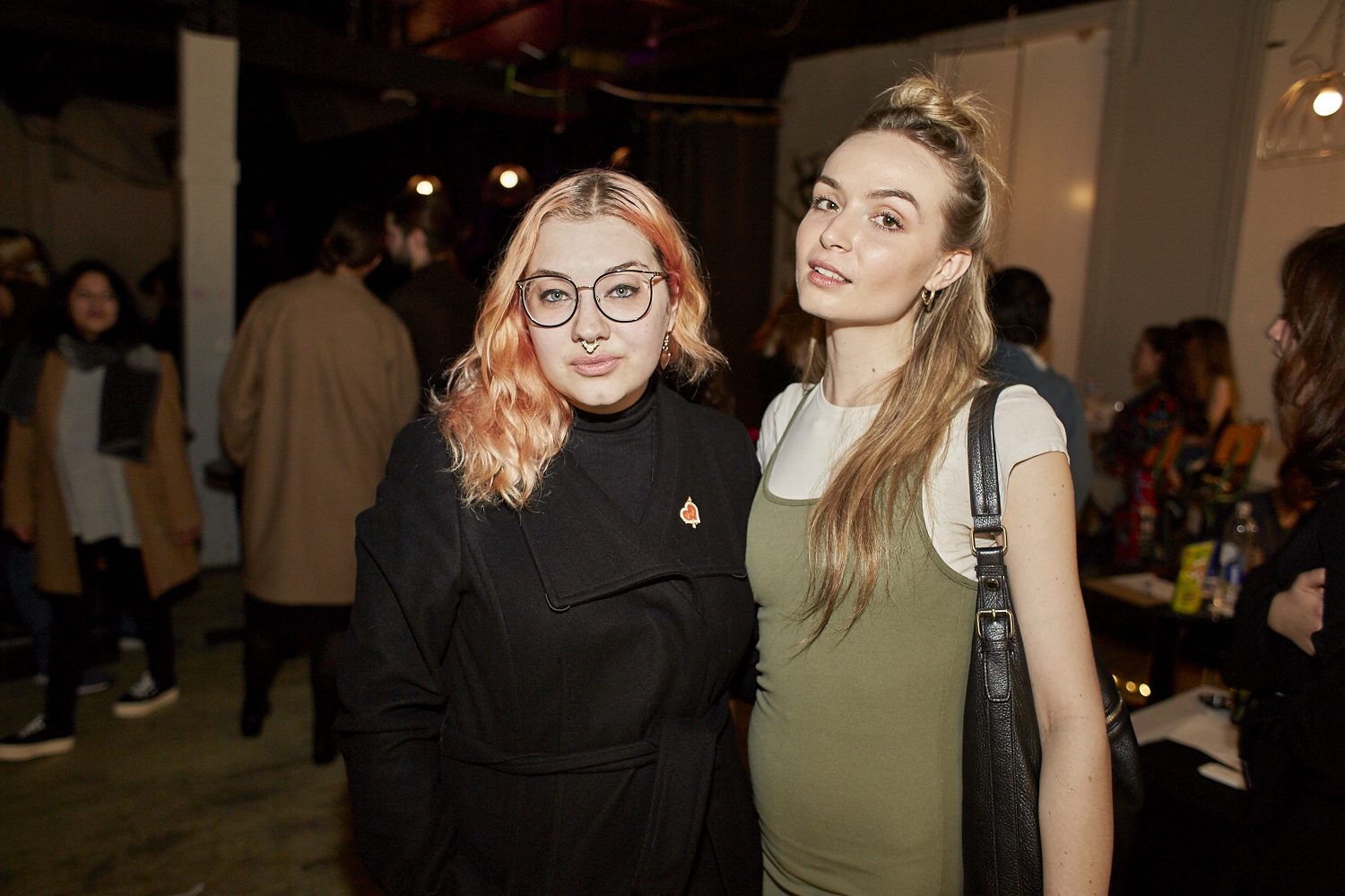 Le sexiness de la femme à l'honneur dans une très nice expo-party au Matahari Loft