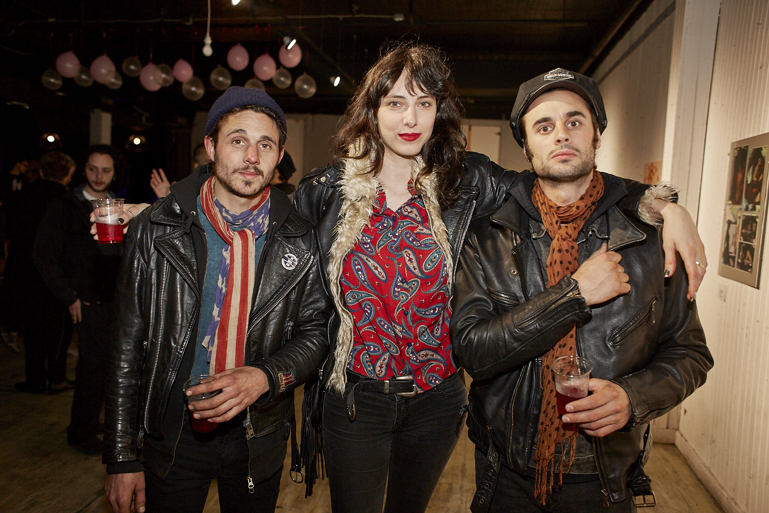 Le sexiness de la femme à l'honneur dans une très nice expo-party au Matahari Loft