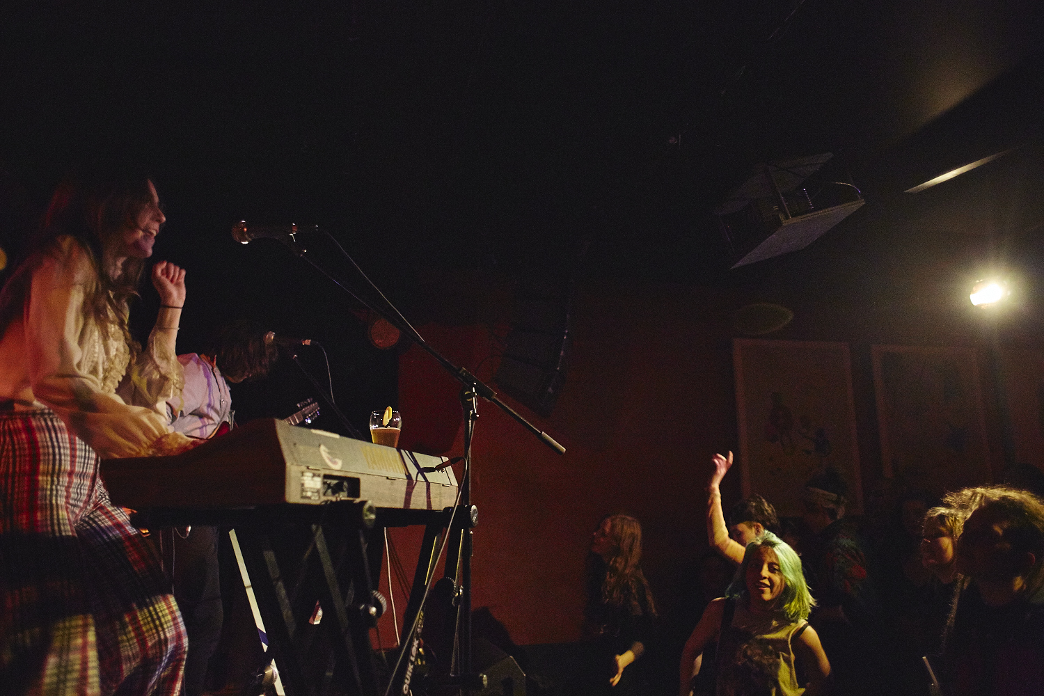 Gros show-bénéfice pour sauver le Divan Orange!