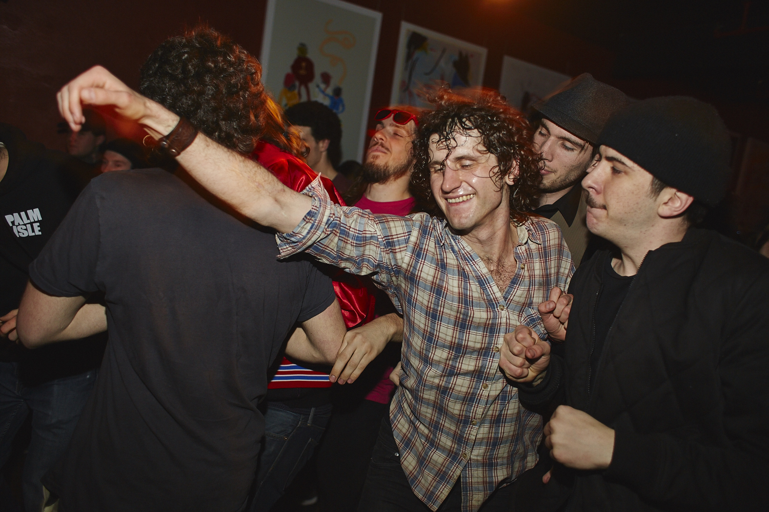 Gros show-bénéfice pour sauver le Divan Orange!