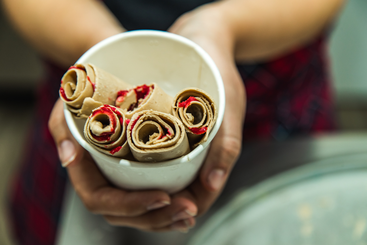 La fameuse mode du ICE CREAM ROLL débarque à Québec