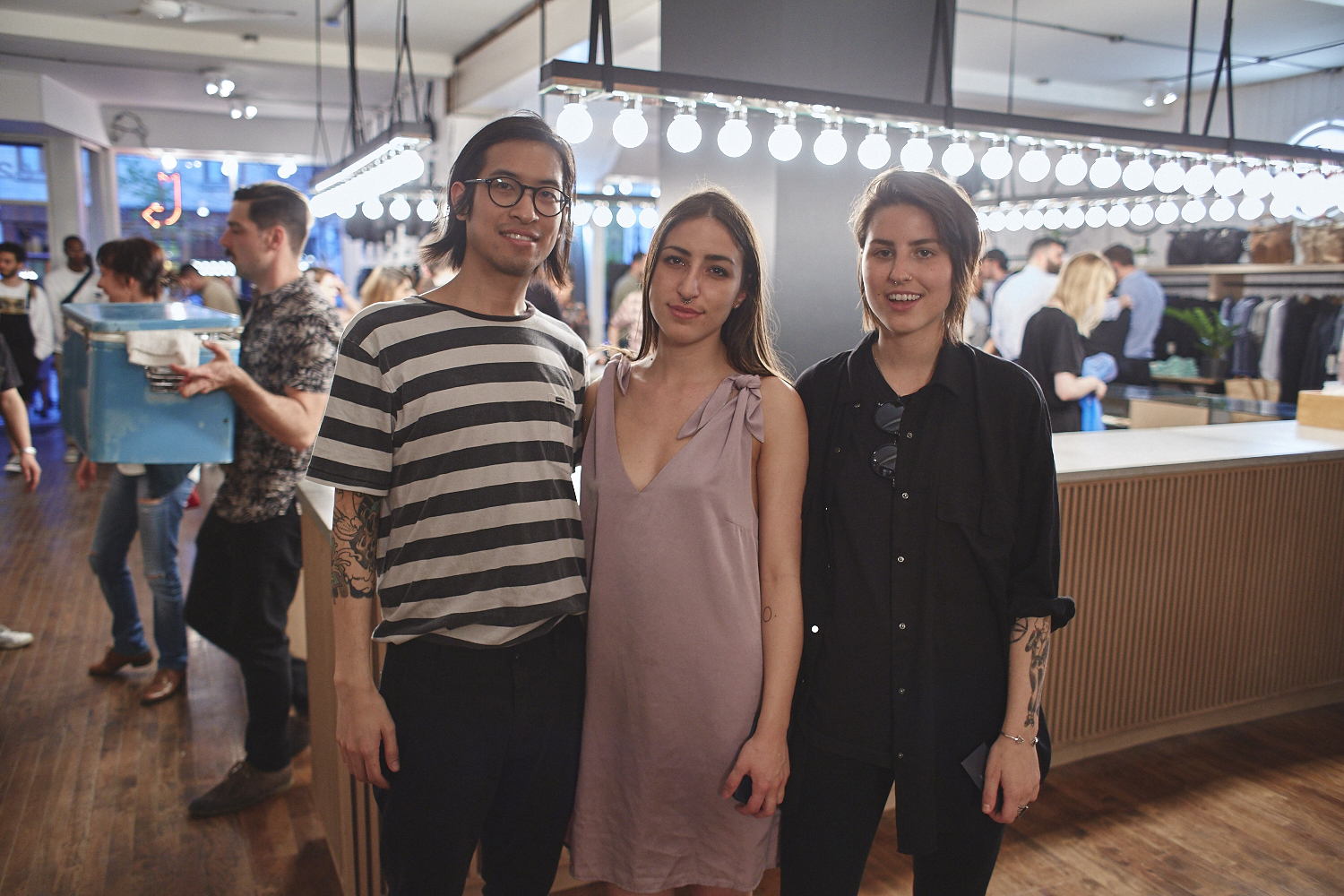 Le magazine Dossier lance son très beau premier numéro chez LOWELL MTL