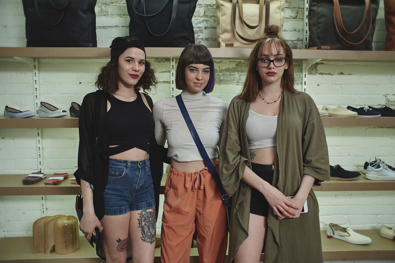 Le magazine Dossier lance son très beau premier numéro chez LOWELL MTL