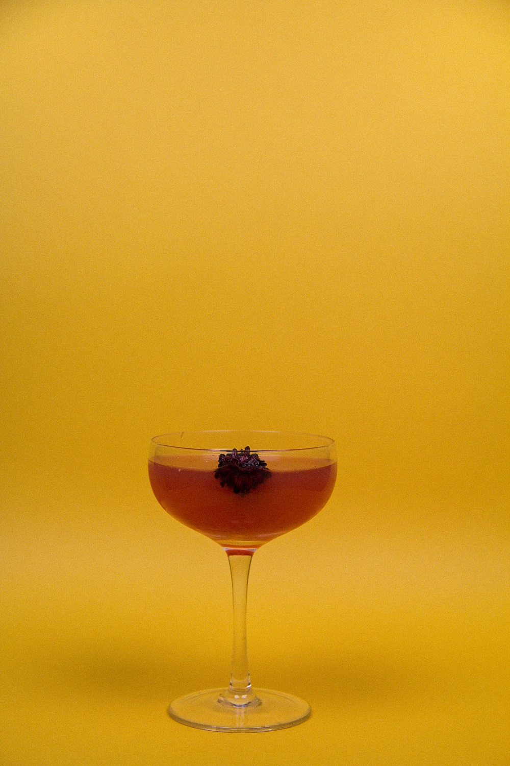 Le Spot de la semaine: le Mal Nécessaire et ses cocktails exotiques