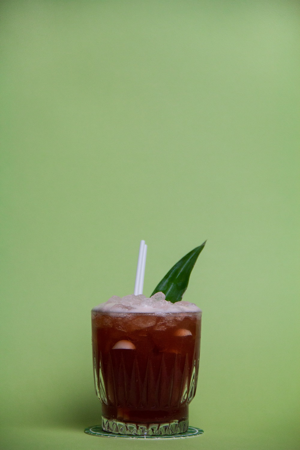 Le Spot de la semaine: le Mal Nécessaire et ses cocktails exotiques