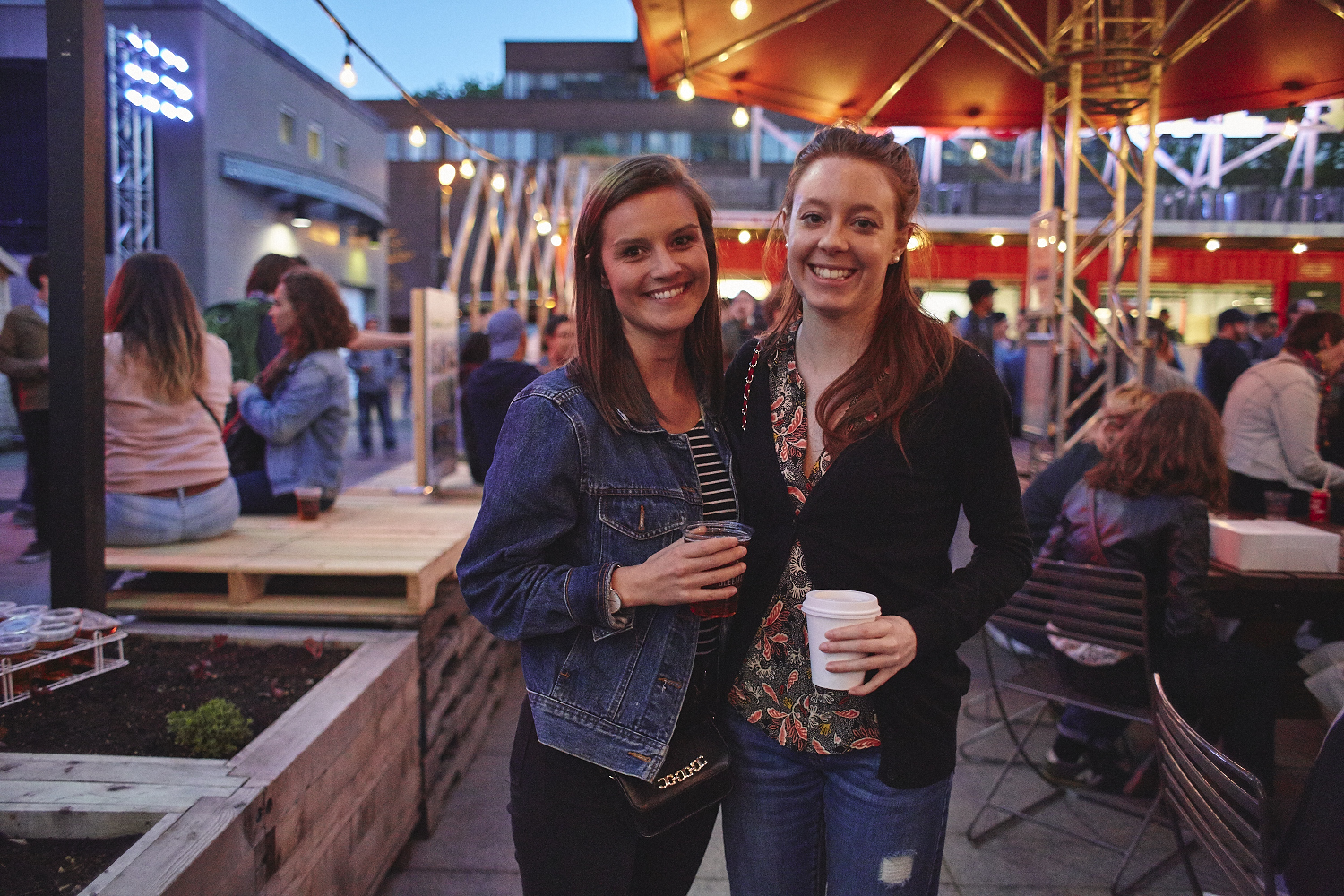Et c'est parti pour un été de feu aux Jardins Gamelin!
