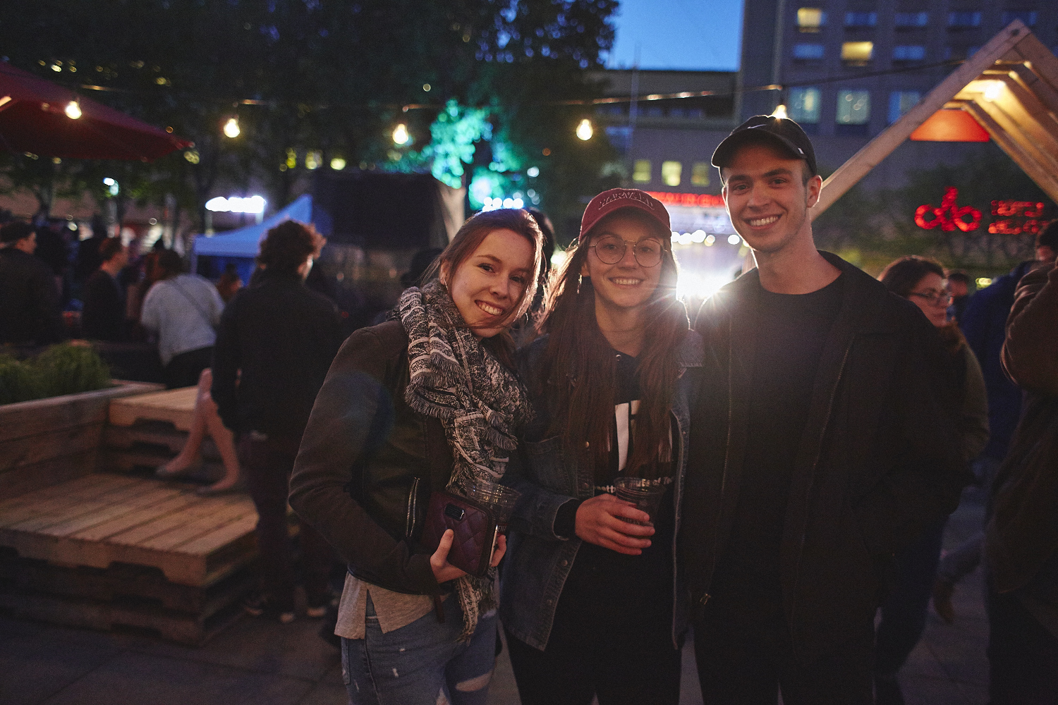 Et c'est parti pour un été de feu aux Jardins Gamelin!