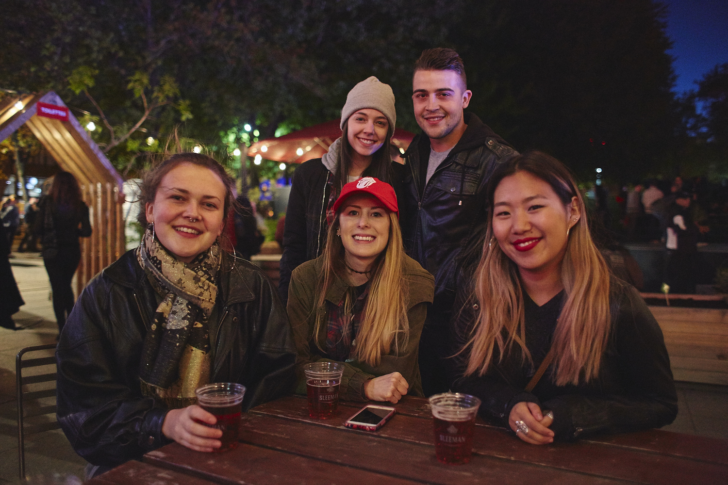 Et c'est parti pour un été de feu aux Jardins Gamelin!