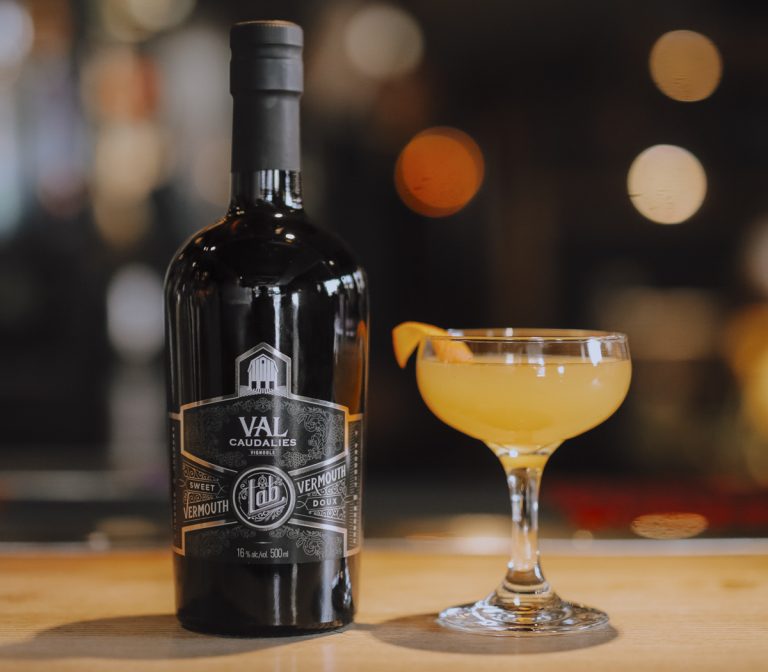 16 cocktails auxquels tu dois absolument goûter pendant Invasion Cocktail