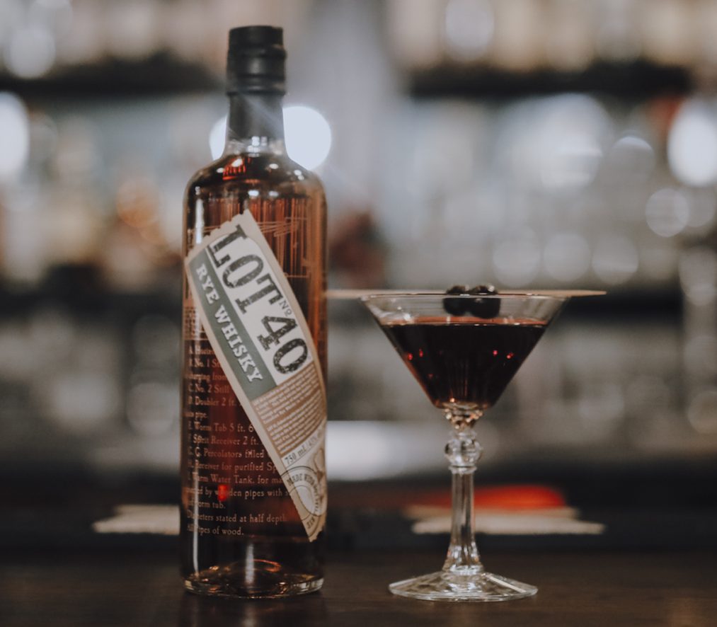 16 cocktails auxquels tu dois absolument goûter pendant Invasion Cocktail