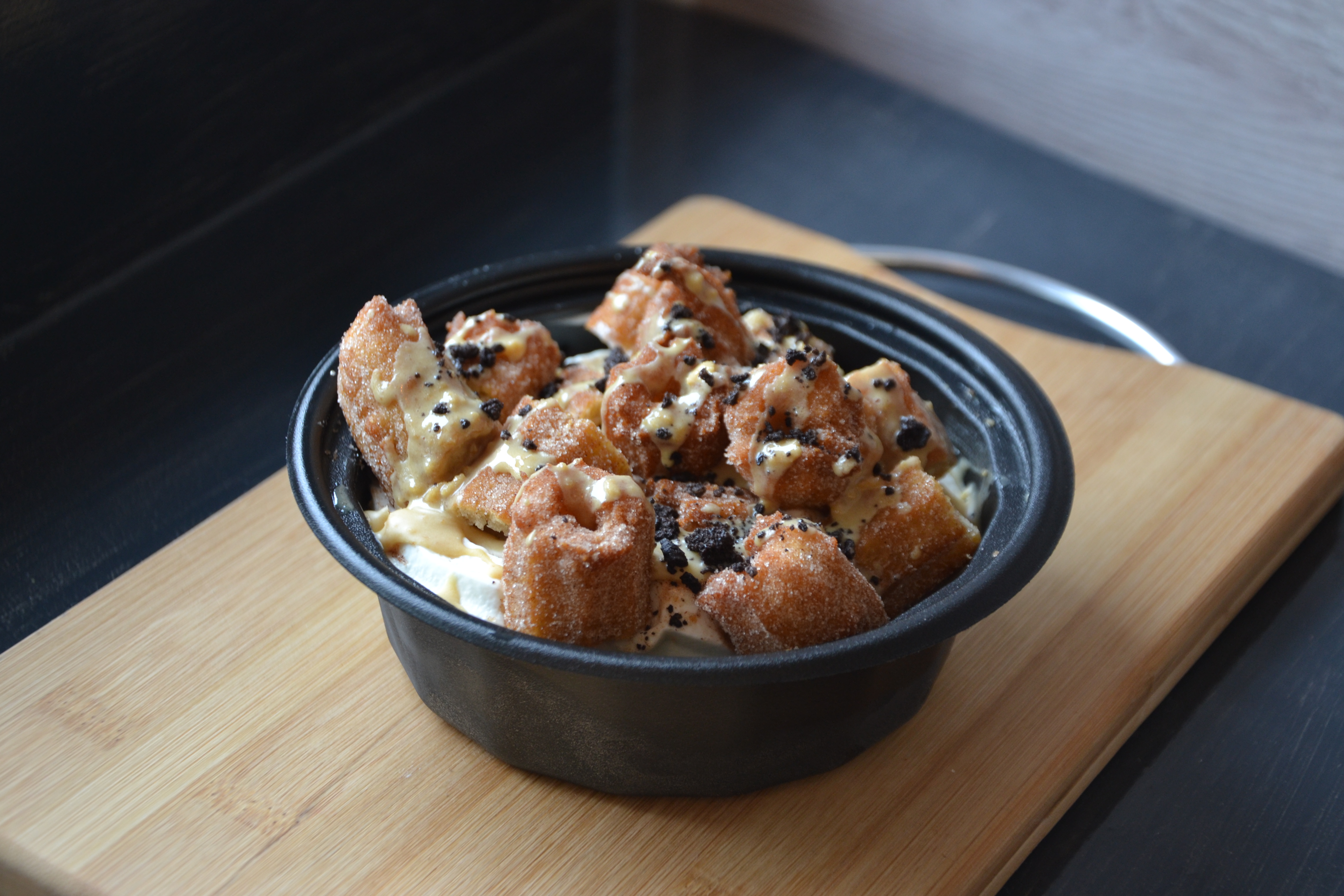 Deux restos montréalais s'associent pour faire le dessert d'été le plus décadent EVER