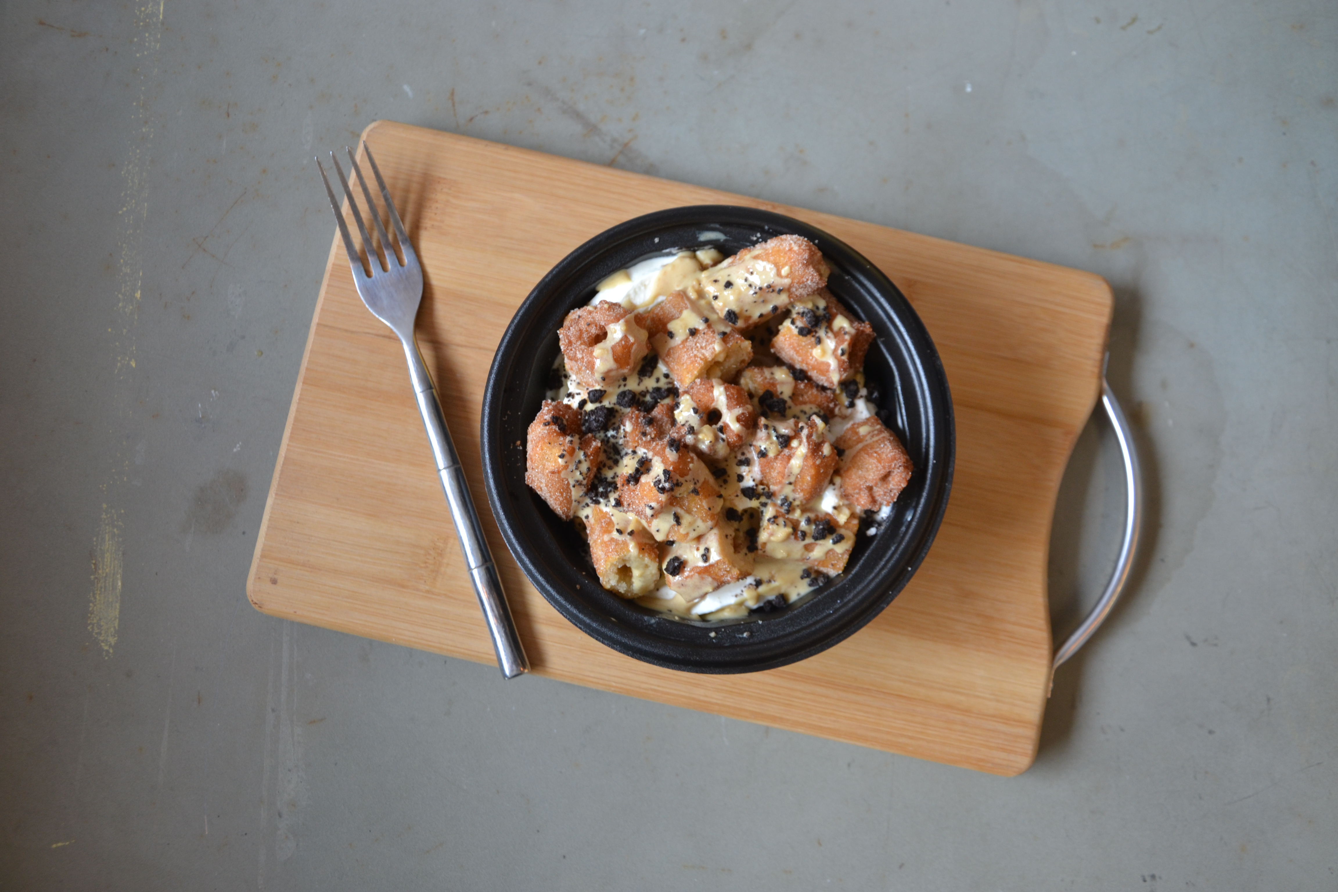 Deux restos montréalais s'associent pour faire le dessert d'été le plus décadent EVER