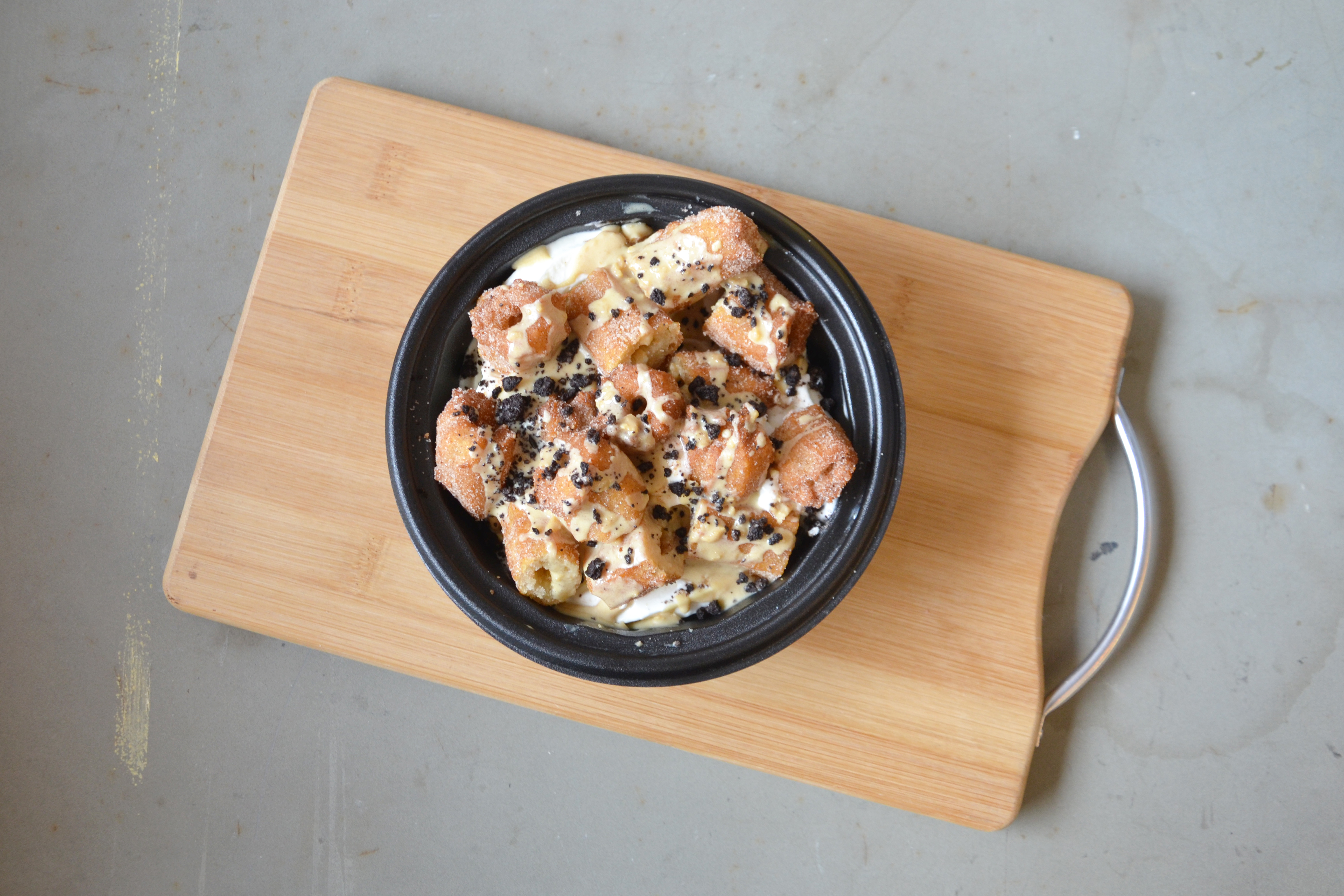 Deux restos montréalais s'associent pour faire le dessert d'été le plus décadent EVER