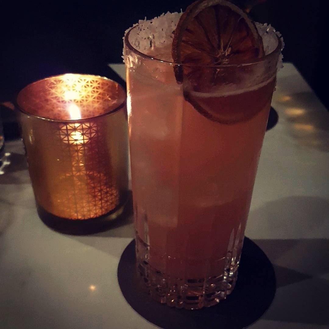 Un tout nouveau bar très chic débarque dans le centre-ville