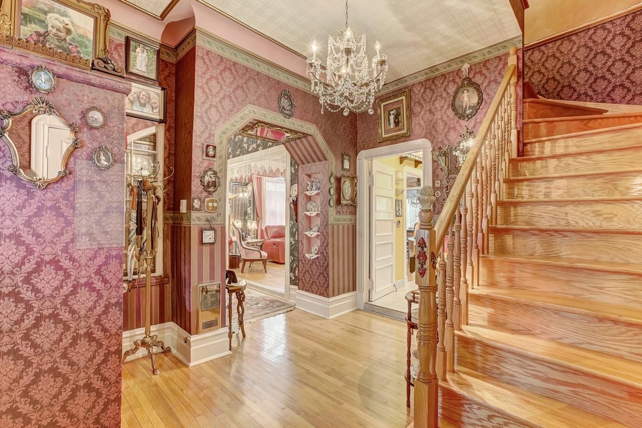 Cette maison victorienne à vendre à Ahuntsic a l'air d'un véritable petit château