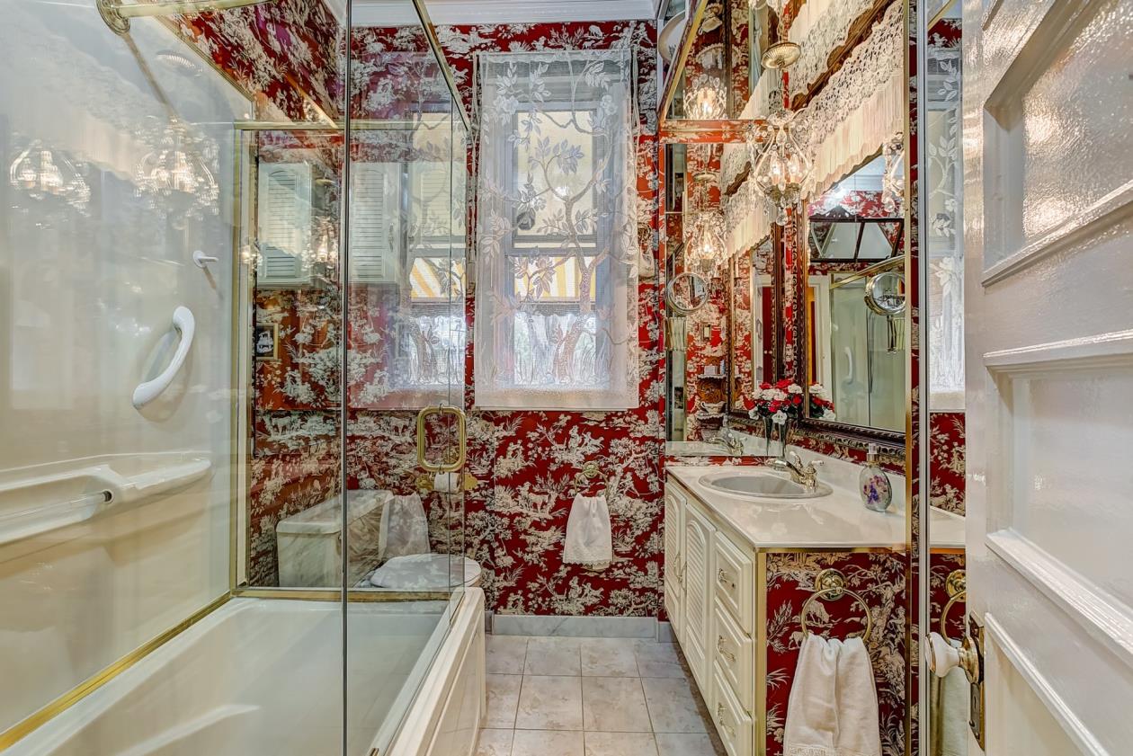 Cette maison victorienne à vendre à Ahuntsic a l'air d'un véritable petit château