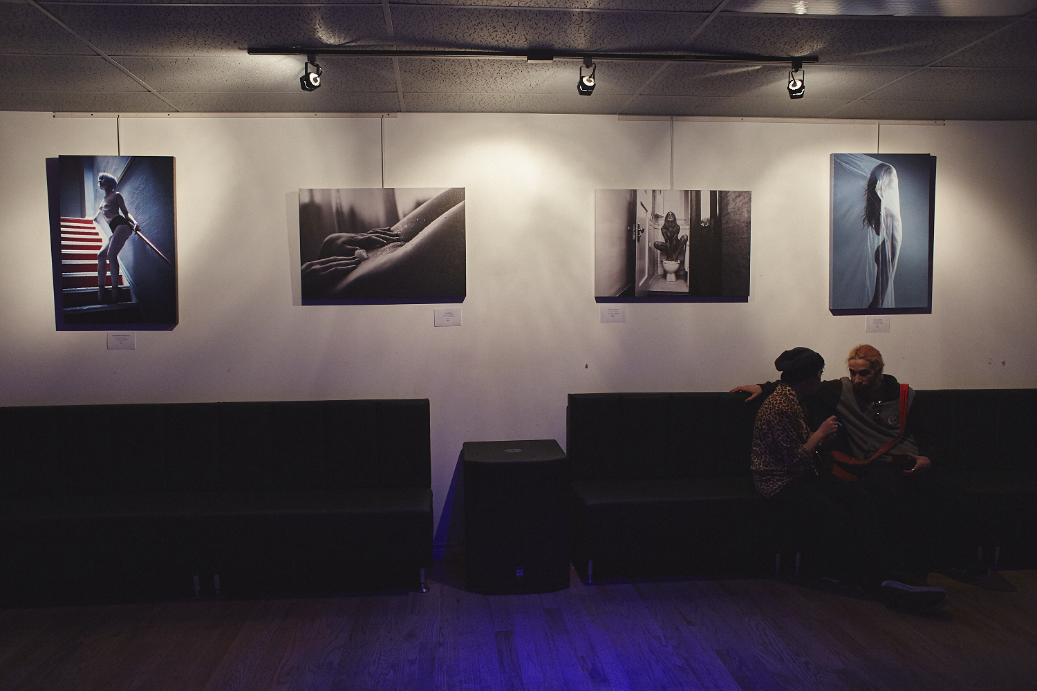 Le corps nu de la femme à l'honneur dans l'expo TheNakedTruth par l'artiste Zi