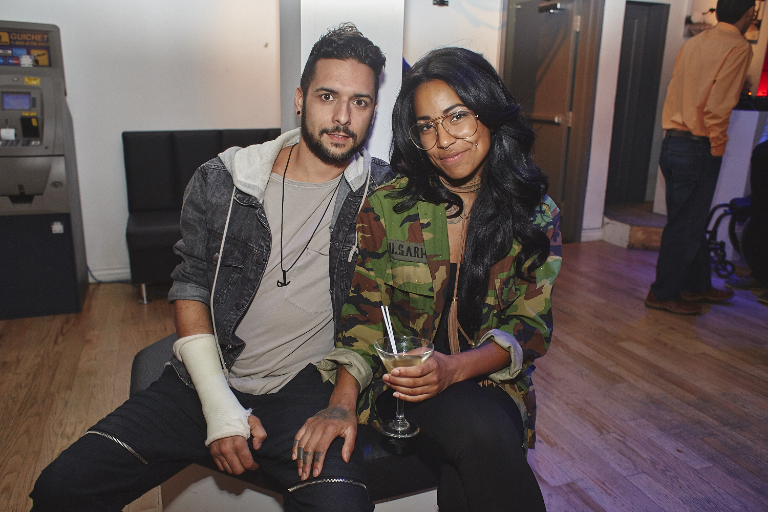 Le corps nu de la femme à l'honneur dans l'expo TheNakedTruth par l'artiste Zi