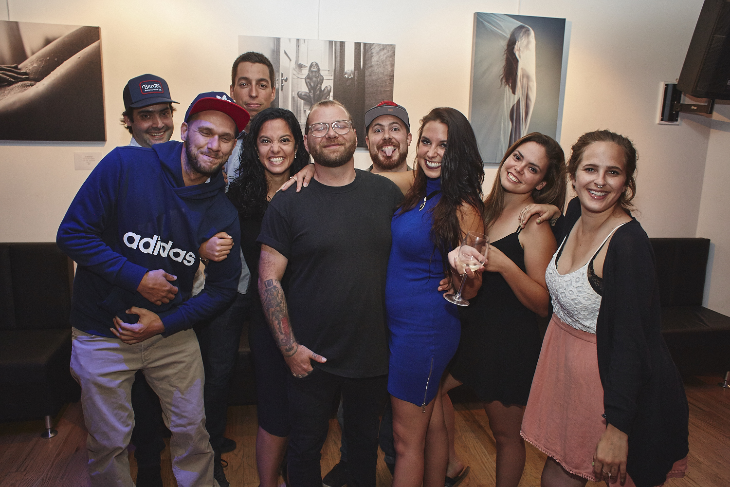 Le corps nu de la femme à l'honneur dans l'expo TheNakedTruth par l'artiste Zi